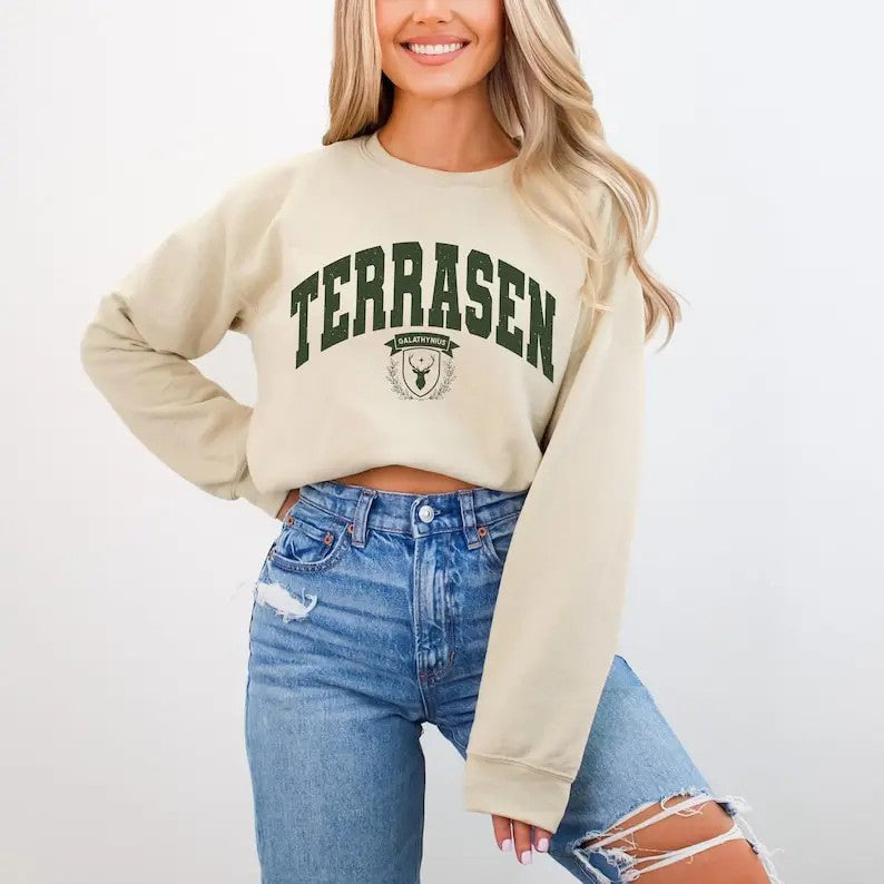 Vintage Varsity Shirt Arch Letter & Shield Emblem Graphic T-Shirt / Sweatshirt / Hoodie