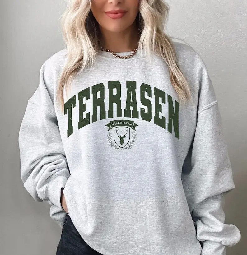 Vintage Varsity Shirt Arch Letter & Shield Emblem Graphic T-Shirt / Sweatshirt / Hoodie