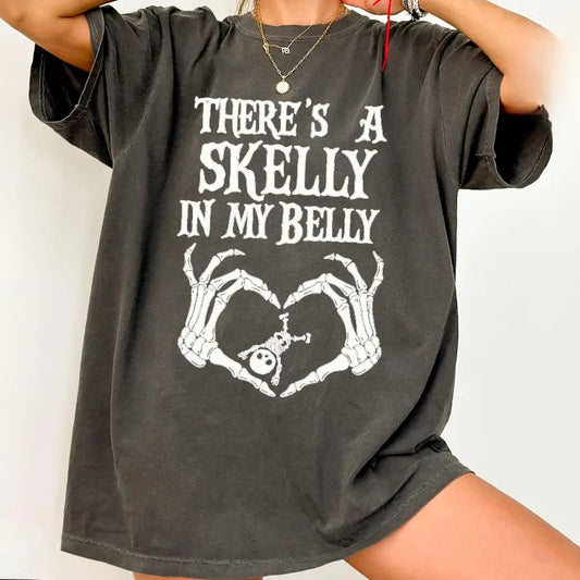 Spooky Mama Announcement Halloween Pregnancy T-Shirt / Sweatshirt / Hoodie