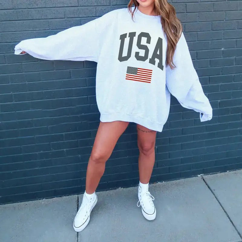 Vintage USA Flag 4th of July Aesthetic Patriotic T-Shirt / Sweatshirt / Hoodie